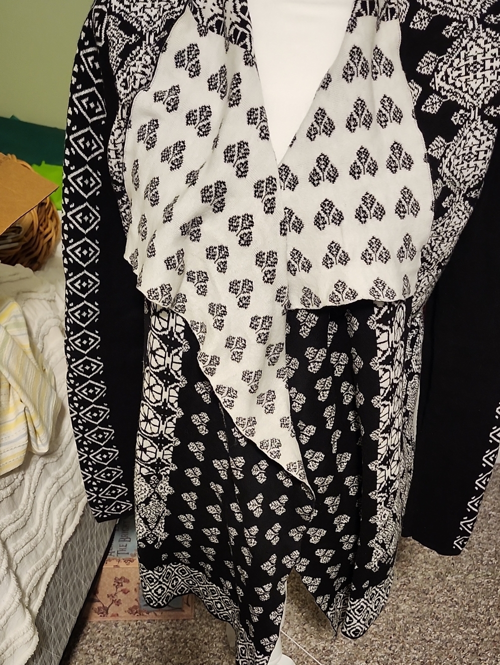 Lucky Brand Black & White Patterned Open-Front Women's Sweater
